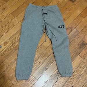Fear of God Essentials Sweatpants cotton lounge Pants Size M